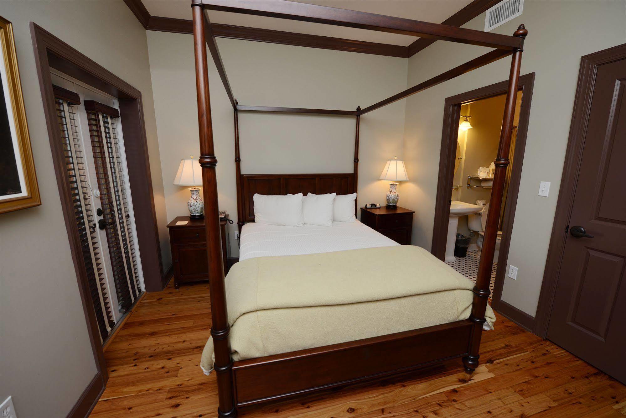 Water Street Hotel & Marina, Ascend Hotel Collection Apalachicola Eksteriør billede